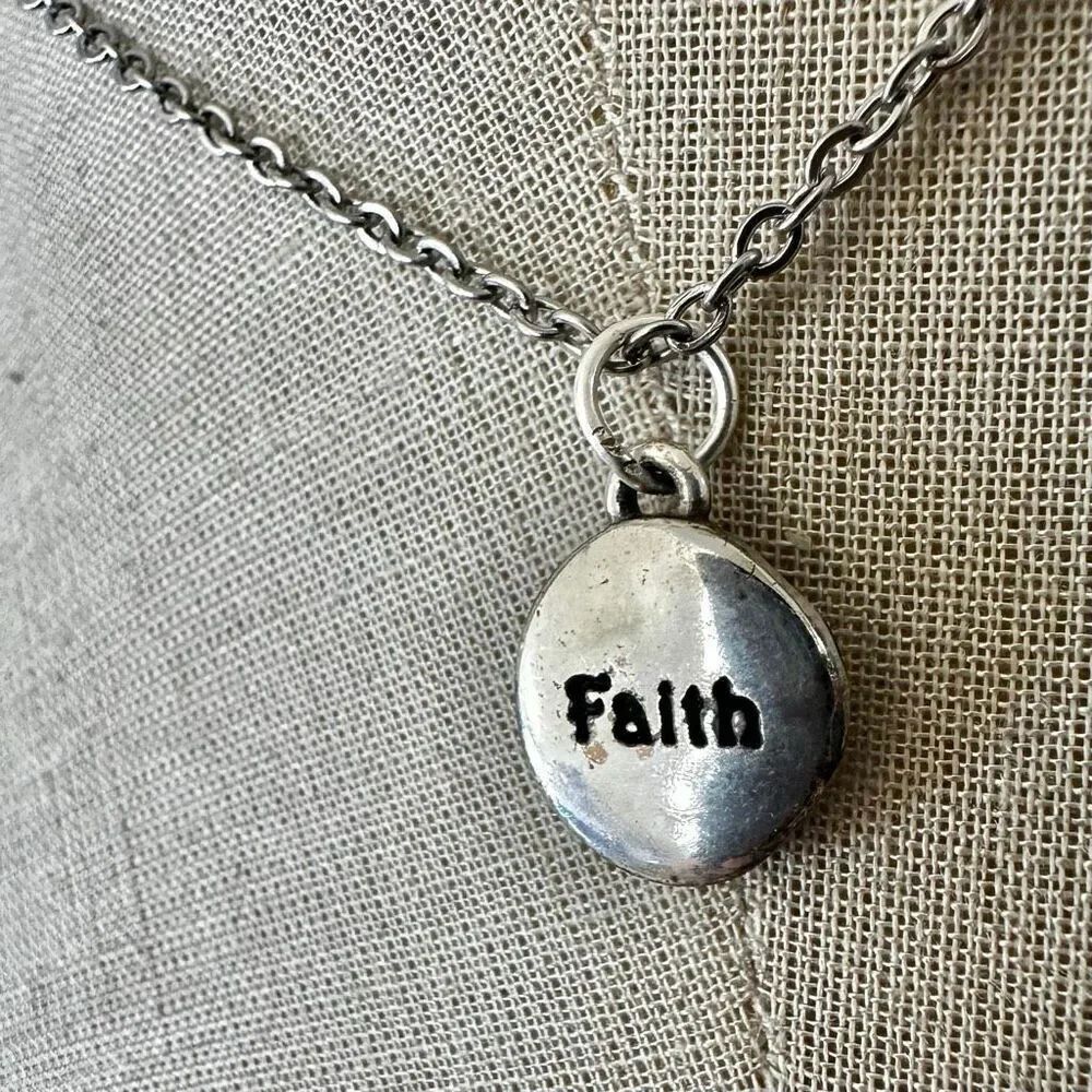Double-Sided Faith & Cross Pendant Necklace – Silver Tone